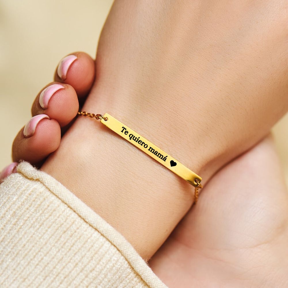 Pulsera con grabado "Te Quiero Mamá 🖤"